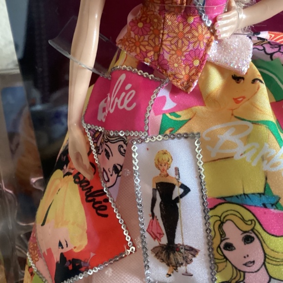 Barbie  50th Anniversary  Barbie with Frank Sinatra - Picture 11 of 11